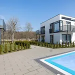 Paraiso Nadmorskie Z Basenem I Parkingiem By Renters