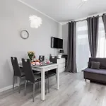 Paraiso Nadmorskie Z Basenem I Parkingiem By Renters