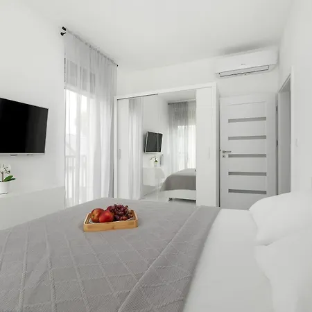 Paraiso Nadmorskie Z Basenem I Parkingiem By Renters *